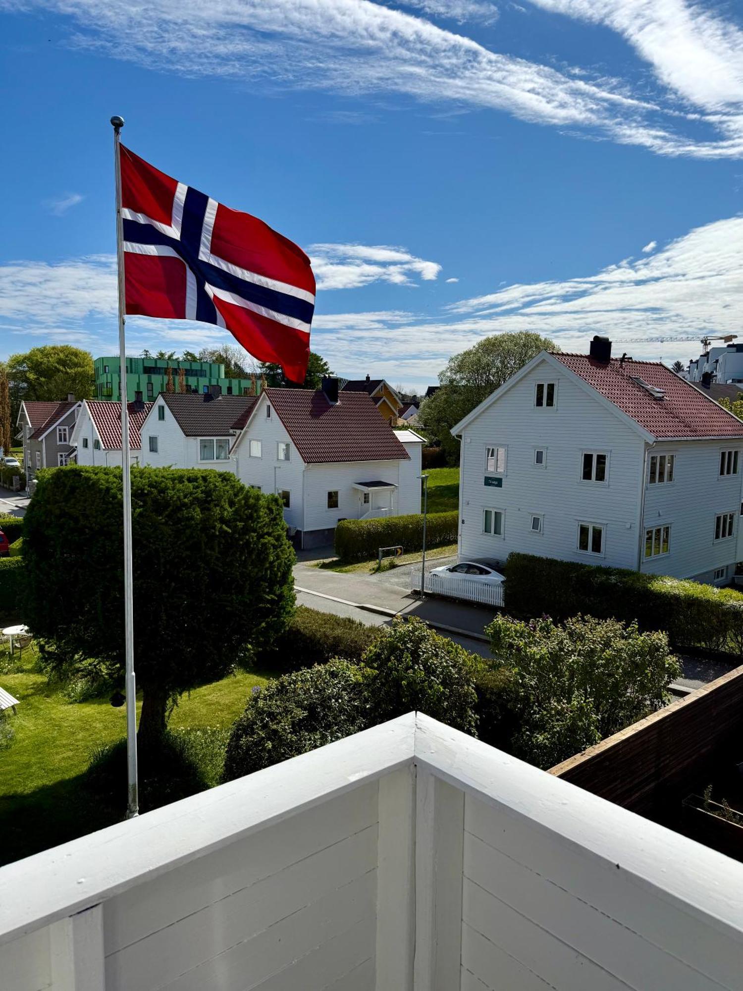 Central Family Twinhouse Stavanger Esterno foto